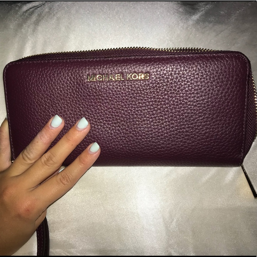 Michael Kors Wristlet